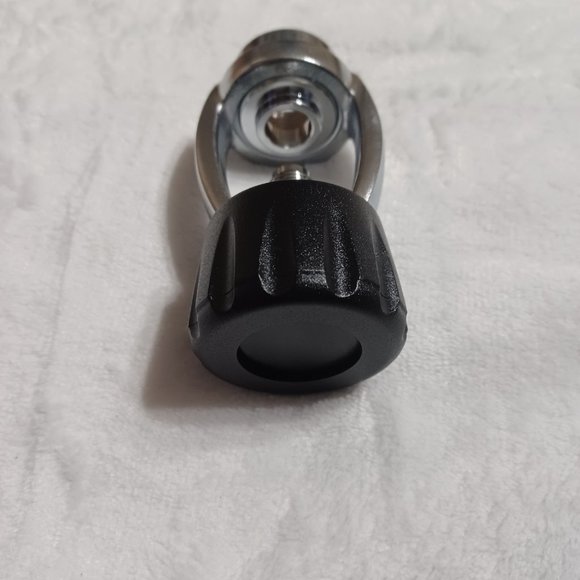☆SOLD☆ Scuba Choice Dive 232BAR Din to Yoke Regulator Convertor Adaptor - Picture 2 of 7